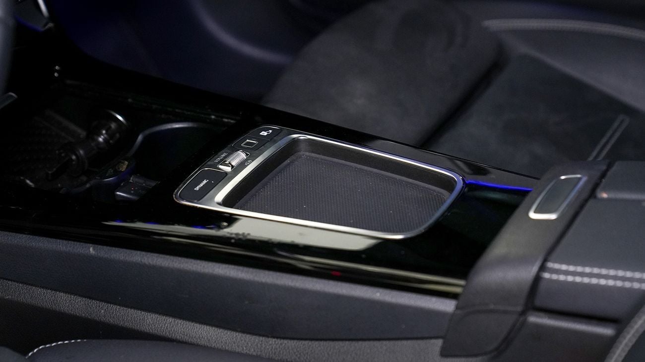 Mercedes-Benz CLA 200 AMG