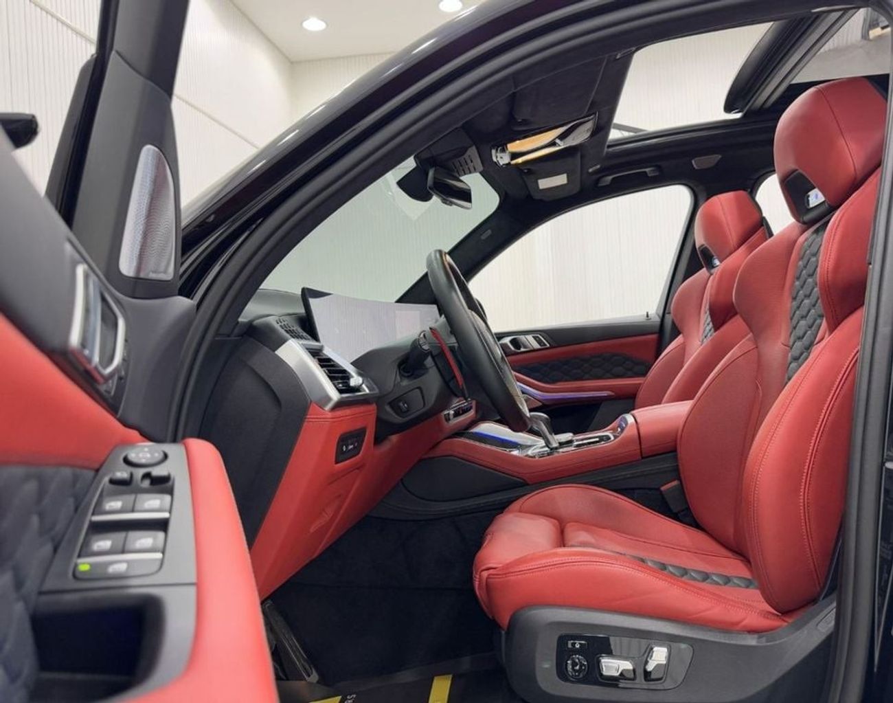 BMW X5 2024 BMW X5 M Competition, Agency Warranty 11/26  Service 11/28, Full Service History, GCC