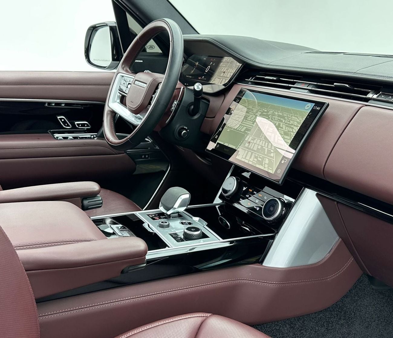 لاند روفر رينج روفر 2023 Range Rover Vogue HSE P530, 2028 Land Rover Warranty + Service Contract, Full Service History,