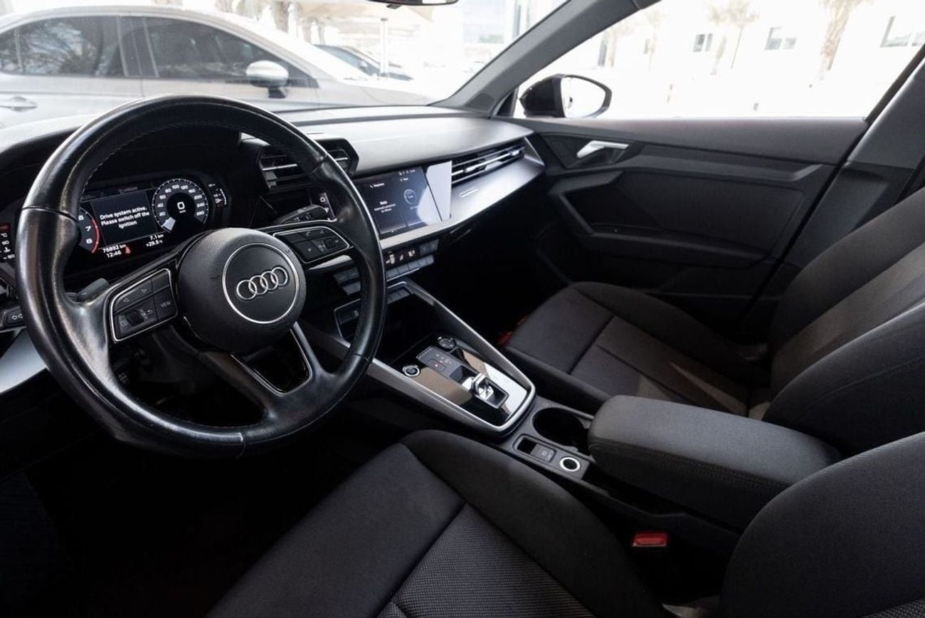 Audi A3 35 TFSI 1.4L Audi A3 35TFSI 2021 GCC under Warranty with Flexible Down-Payment.