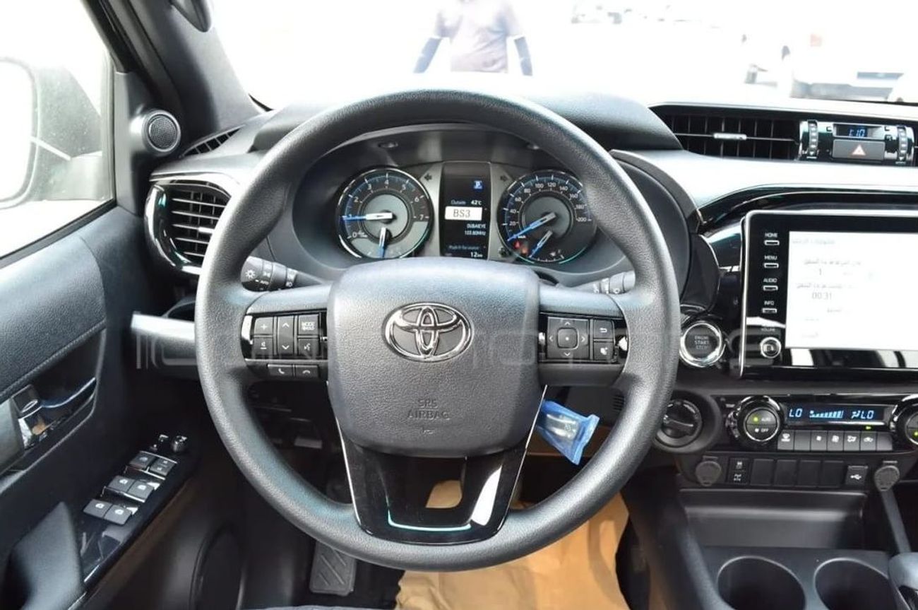 Toyota Hilux 2025 TOYOTA HILUX ADVENTURE 4.0L PETROL