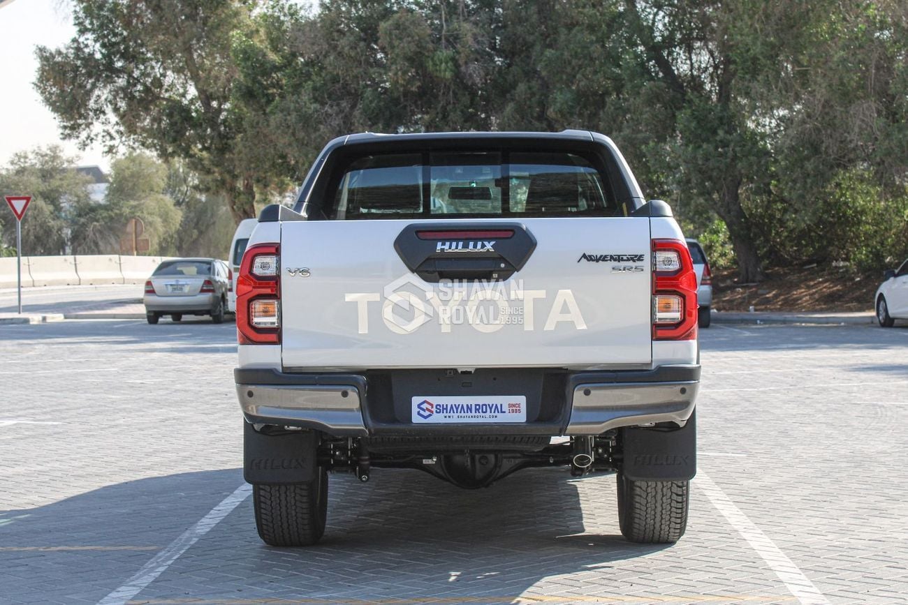 تويوتا هيلوكس ADVENTURE 4.0L V6 PETROL DC AT 4WD 2026MY