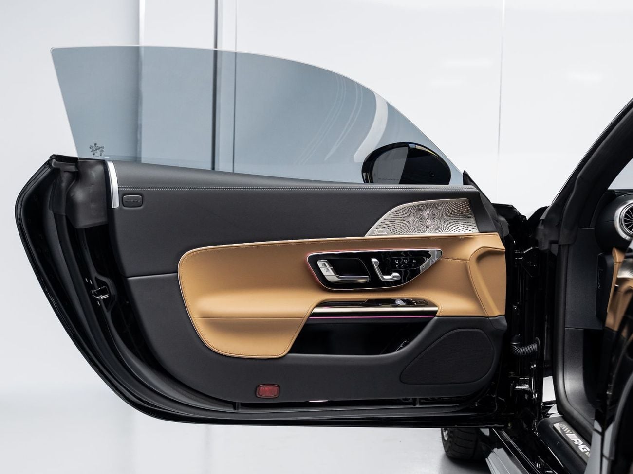 مرسيدس بنز أي أم جي جي تي 63 4 Matic+ (2 Door) 2025 Mercedes GT63 4-Matic, 4.0L V8, AWD, 577bhp, 9 Speed Automatic