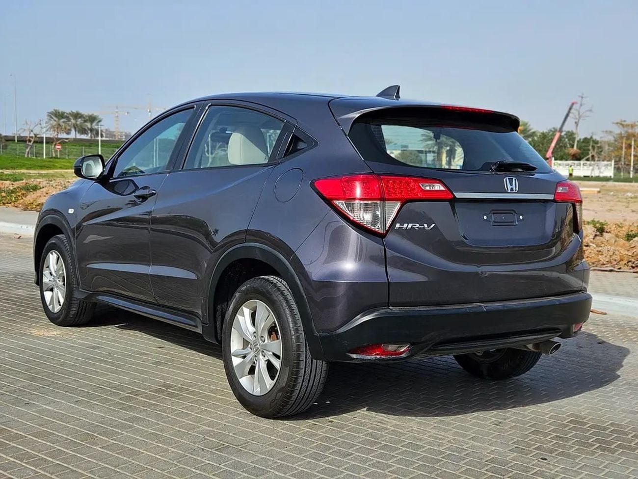 هوندا HRV EX GCC Specs - Mid Option Compact Family SUV Single Owned