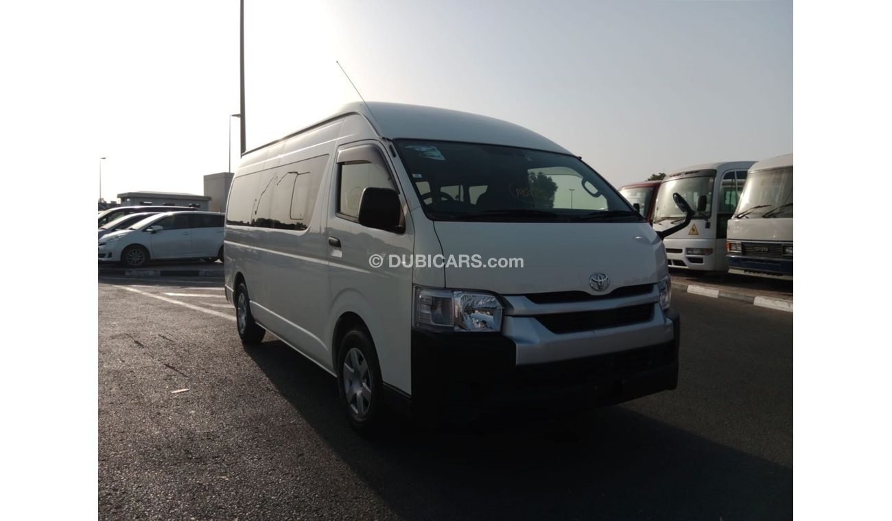 Toyota Hiace TOYOTA HIACE VAN RIGHT HAND DRIVE(PM02295)