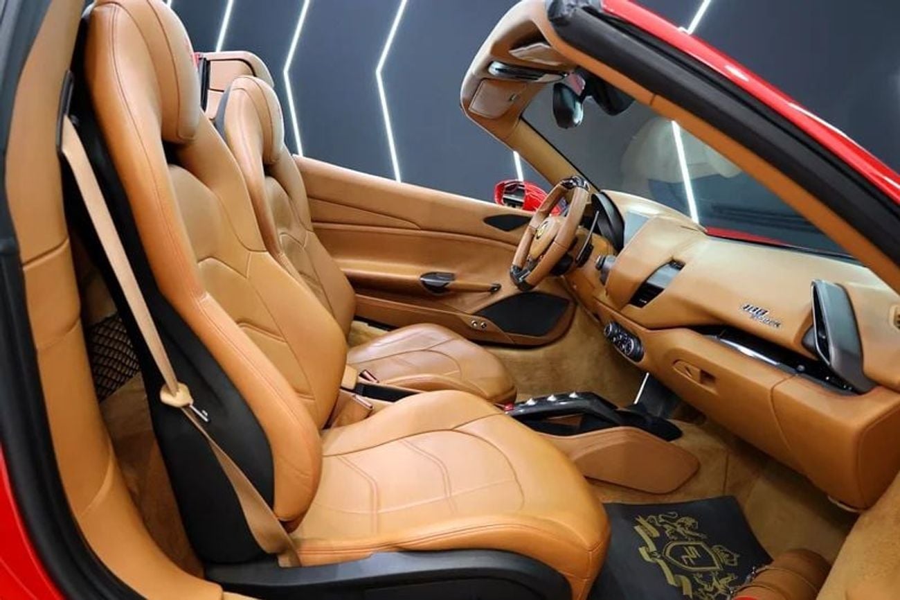 فيراري 488 سبايدر STD 2017 Ferrari 488 Spider, Carbon Exterior/Interior, Passenger Display, GCC Specs!!