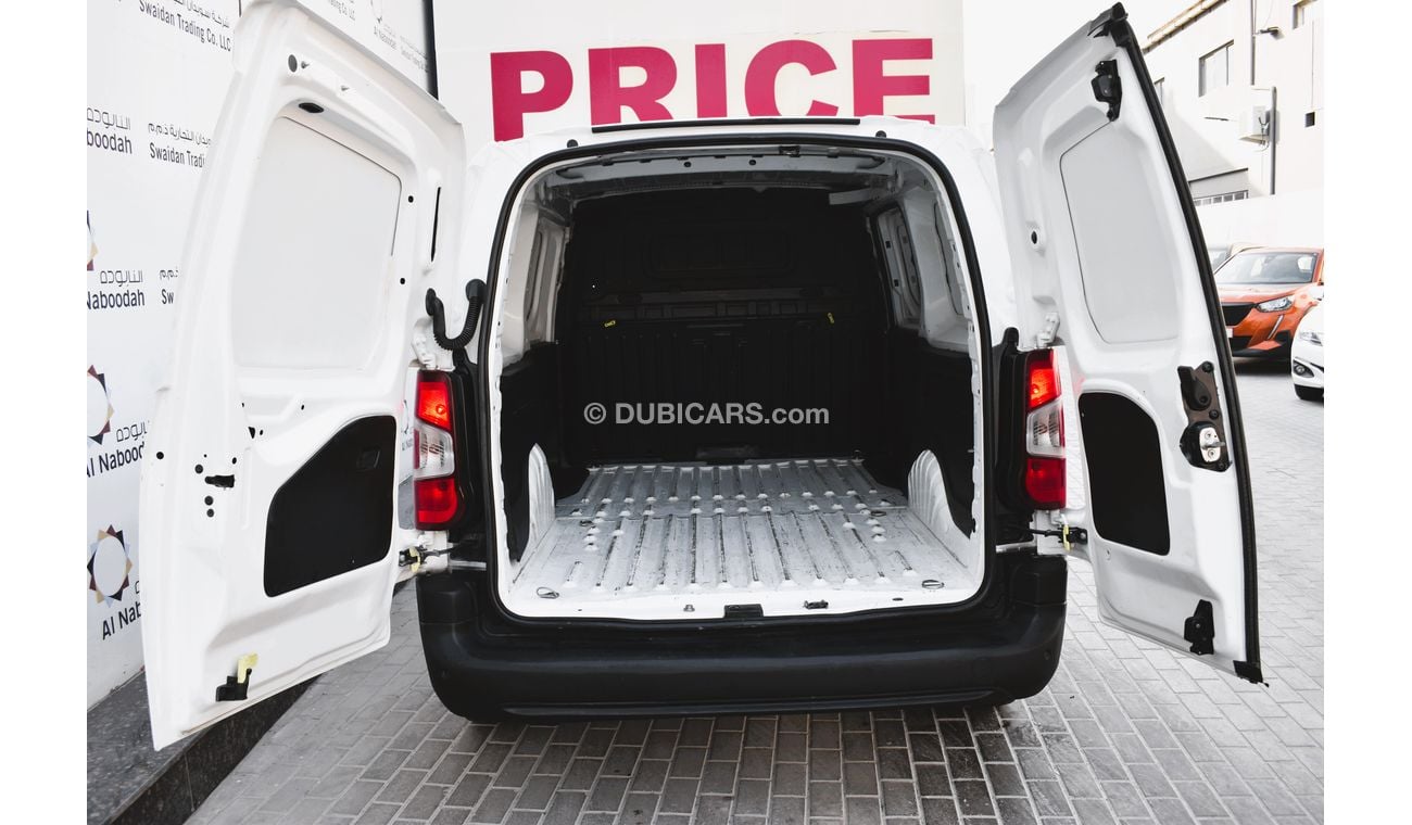 Peugeot Partner AED 719 PM | 1.6L MT VAN GCC AGENCY WARRANTY