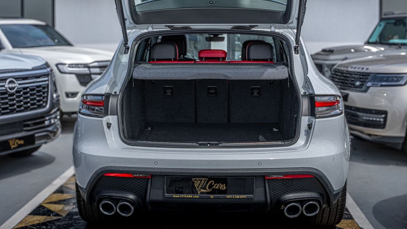 Porsche Macan Std 2.0L (252 HP) PORSCHE MACAN 2024 CARRARA WHITE METALLIC