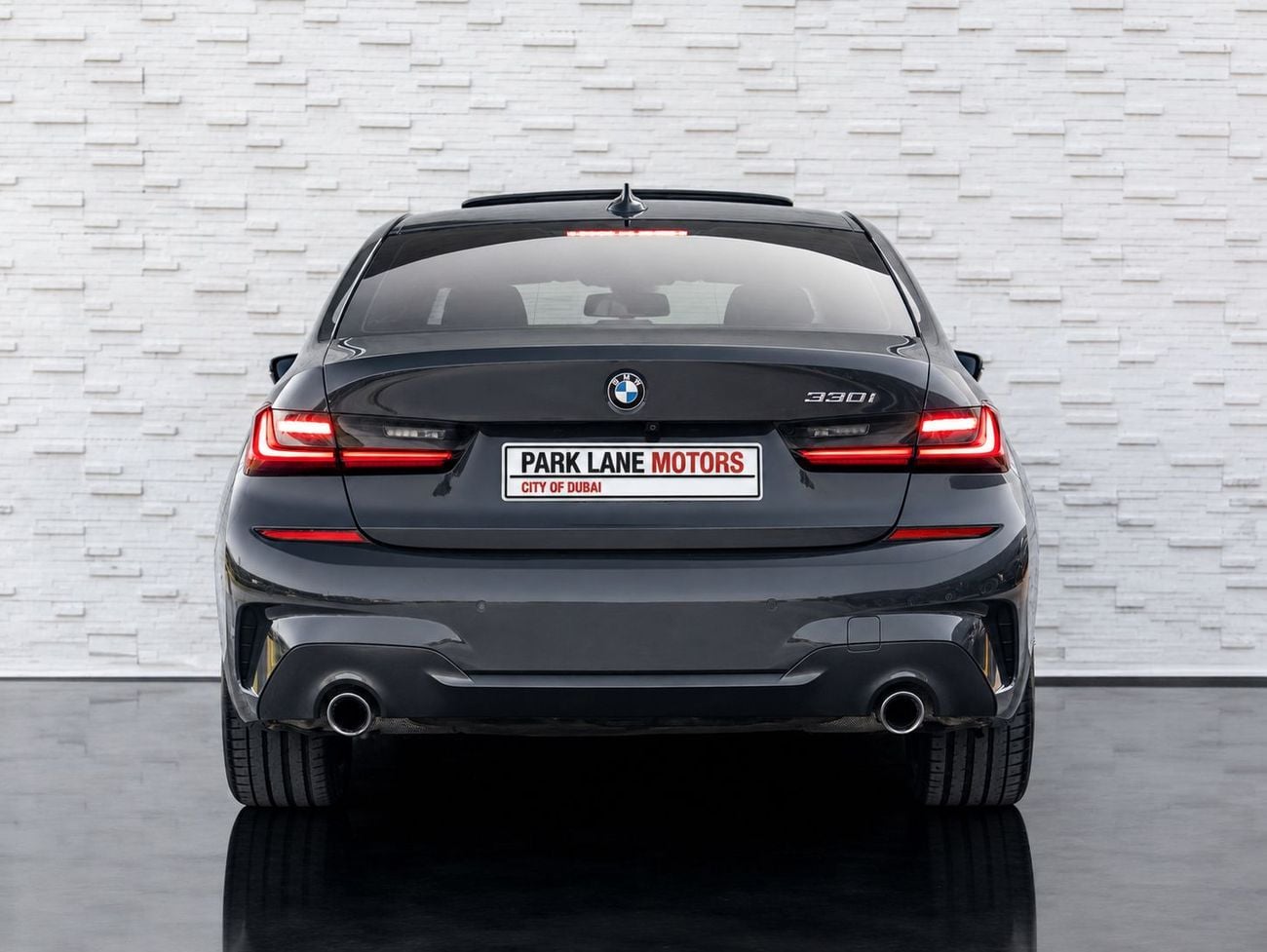 BMW 330i M SPORT