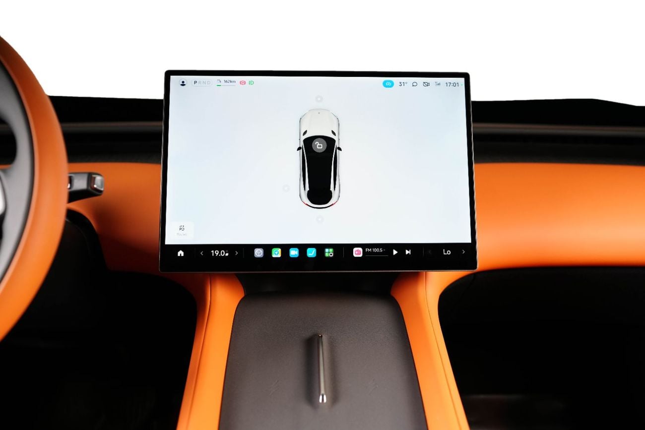 شاومى YU7 Xiaomi YU7 Max-Brand New-760 KM Range-Full Options-Fast Charging