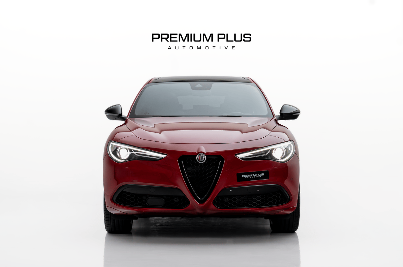 ألفا روميو ستيلفيو Veloce 2023 Alfa Romeo Stelvio Q4, 2028 Alfa Romeo Warranty, Low Kms, GCC