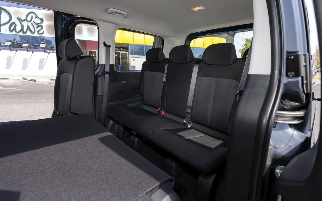 Hyundai Staria Comfort 3.5L (9 Seater)