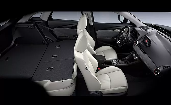 مازدا CX-3 interior - Seats