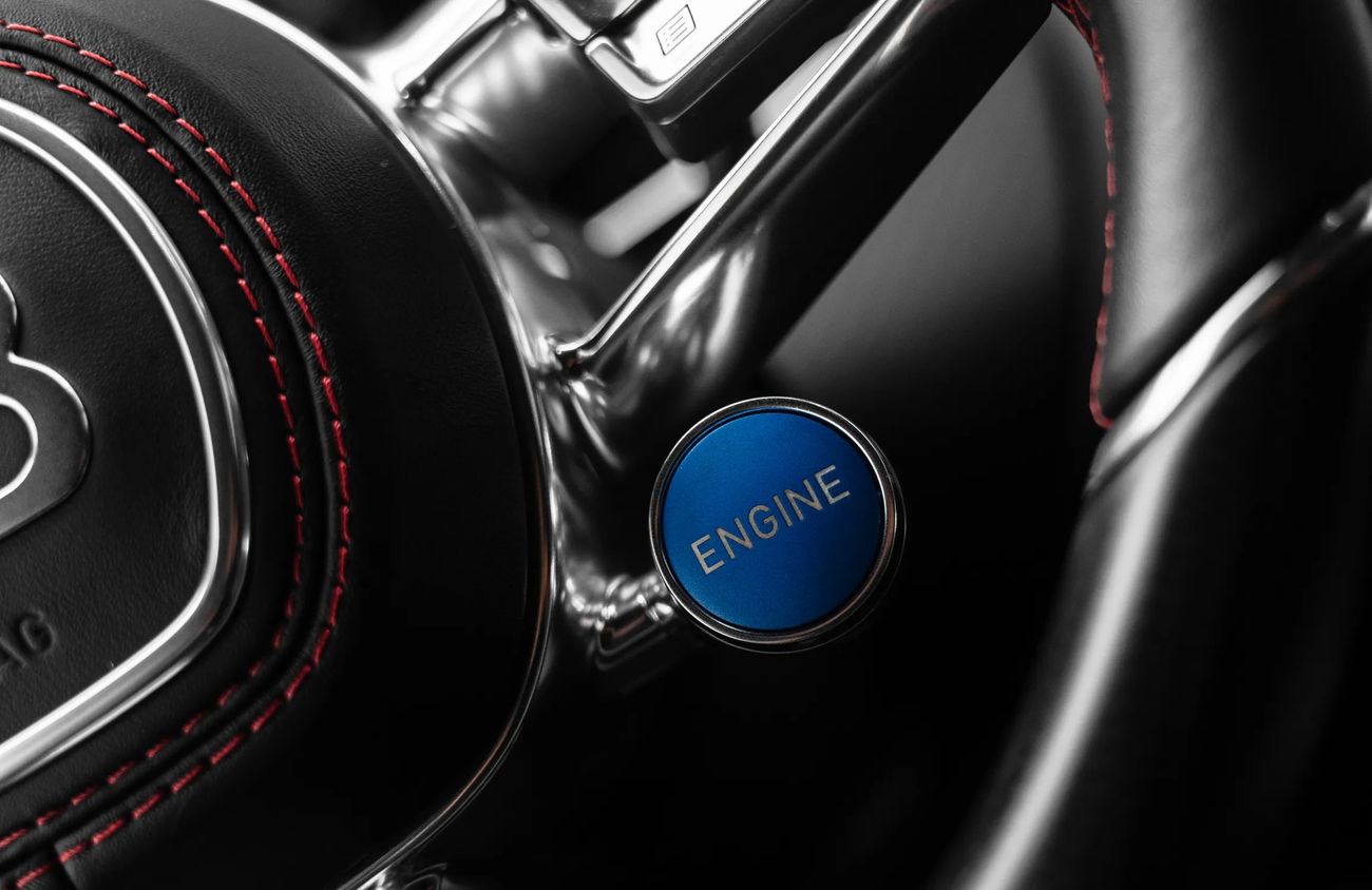 بوغاتي شيرون 8.0L W16 Quad-Turbo Engine