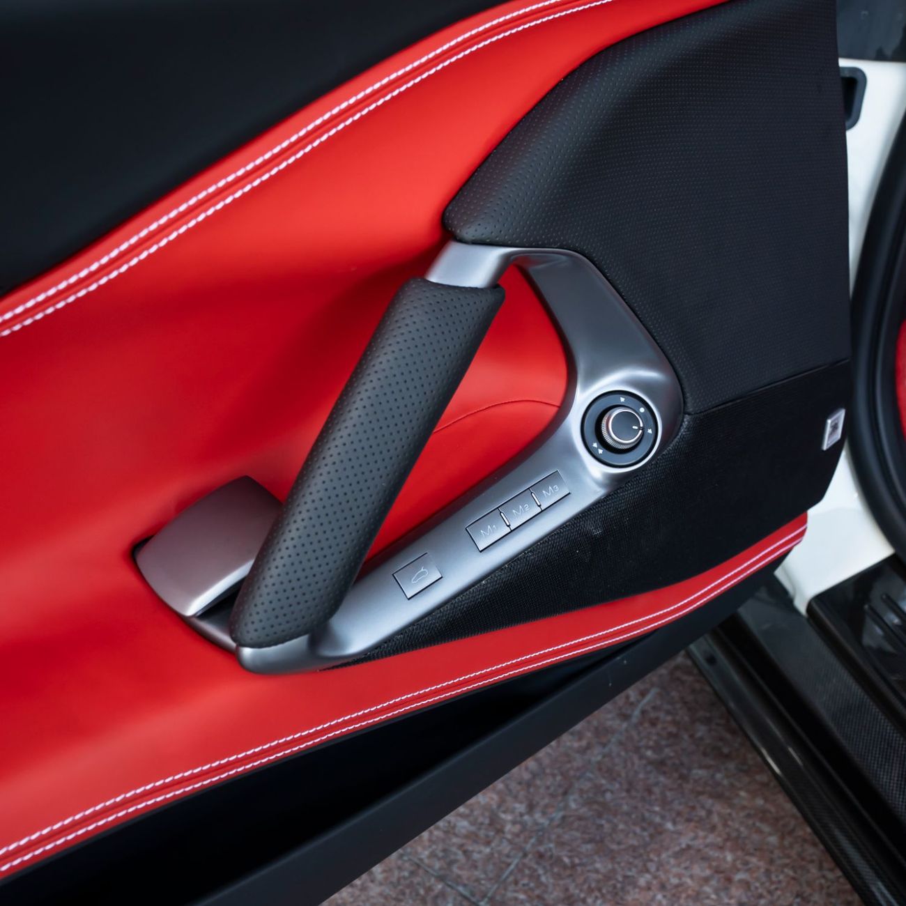 Ferrari 812 GTS 2023 FERRARI 812 GTS ( FULL CARBON BODY ) DONE ONLY 1200KM