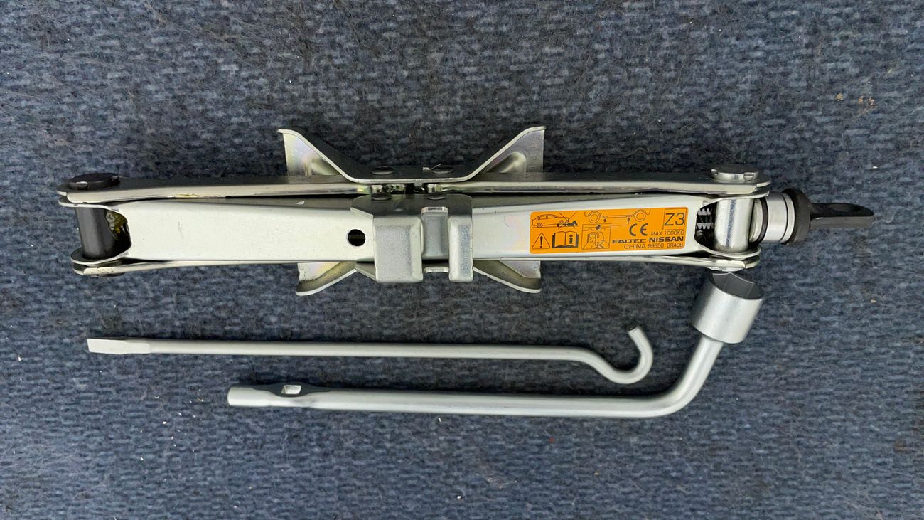 نيسان تيدا SV 1.6 | بدون دفعة مقدمة | اختبار قيادة مجاني للمنزل