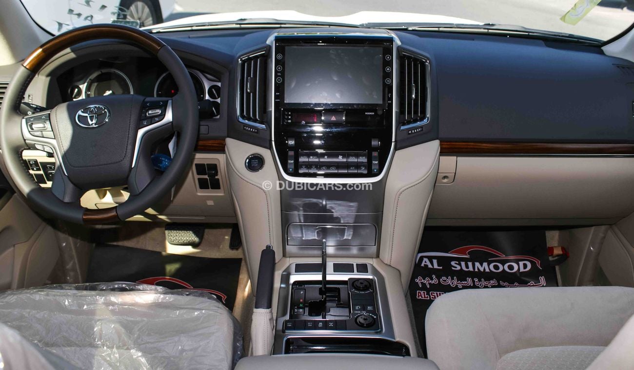 Toyota Land Cruiser VXR 5.7L V8