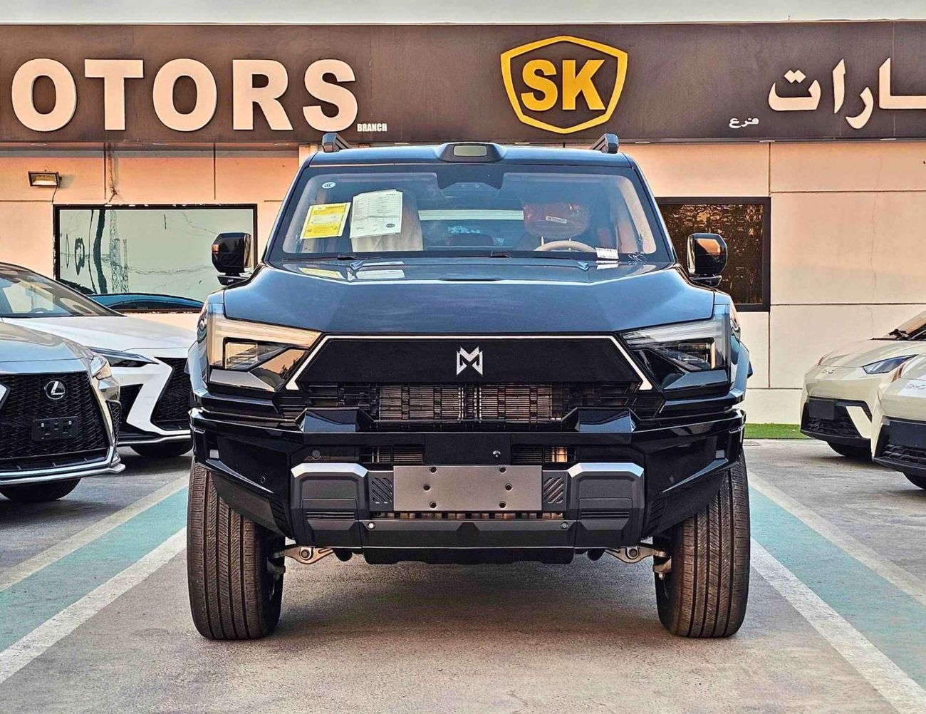 Dongfeng M Hero M817 HYBRID / 1.5L TURBO CHARGED PETROL /  LARGE DISPLAY 15.6" TOUCHSCREEN / PANORAMIC ROOF (CODE#MH817H)