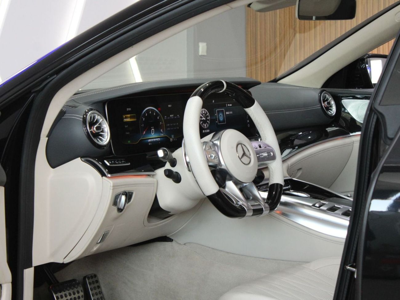 Mercedes-Benz AMG GT 63 AMG