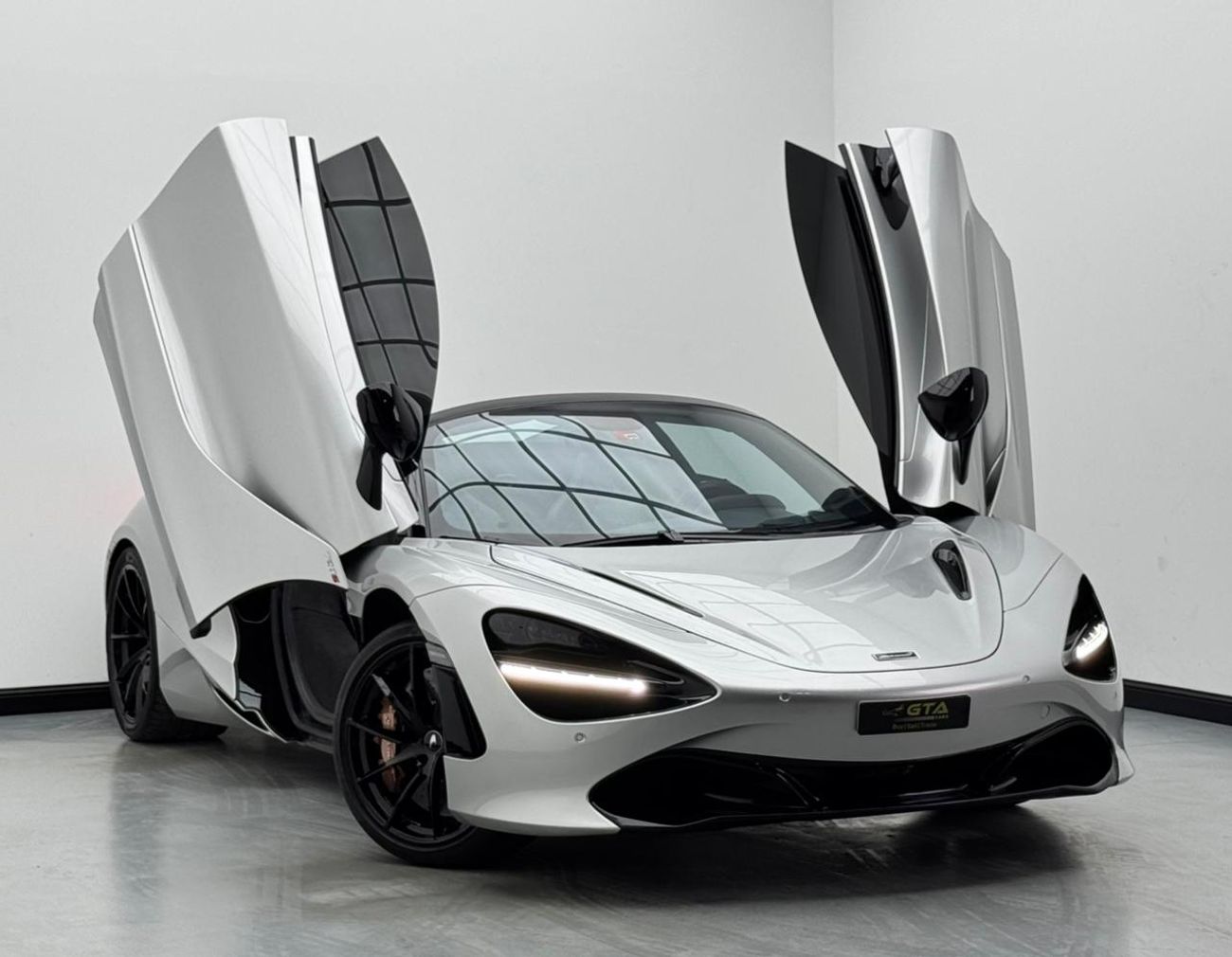 مكلارين 720S 2022 McLaren 720S Spider, Full Service History, Excellent Condition ,GCC Spec
