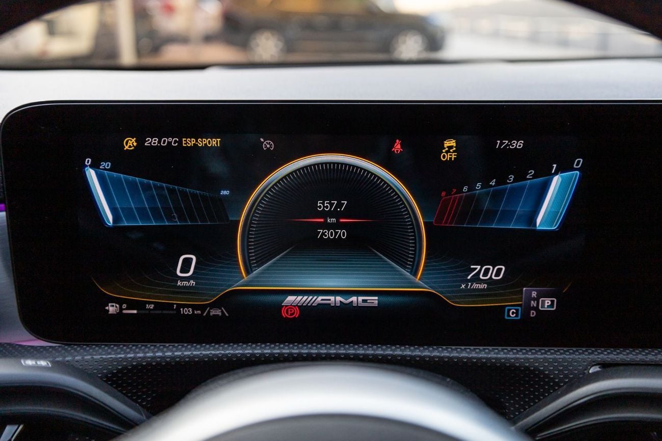 Mercedes-Benz CLA 250 Premium + 2.0L