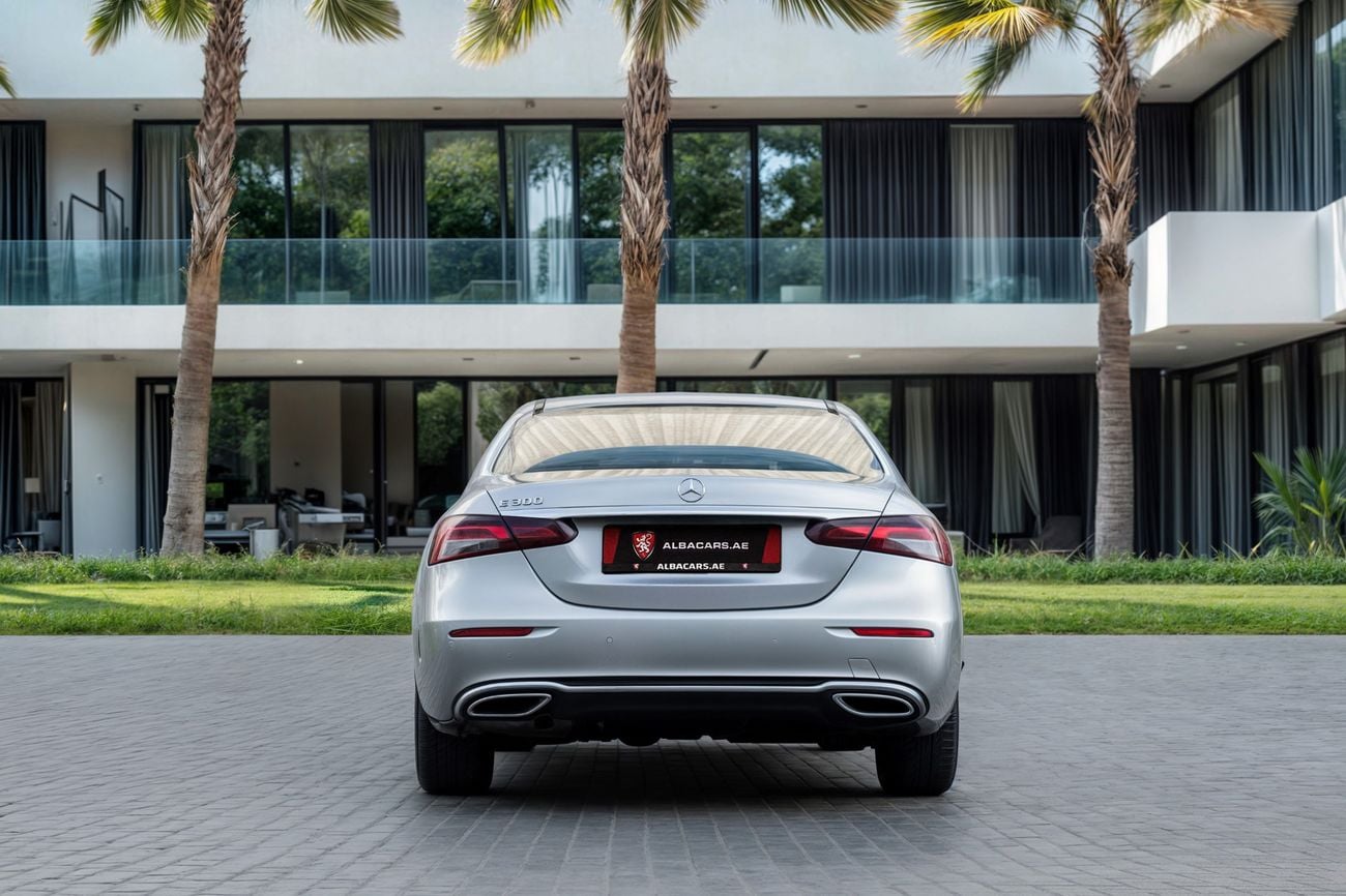 مرسيدس بنز E300 E300 | 2,350 P.M | 0% Downpayment | Under Warranty | Pristine!