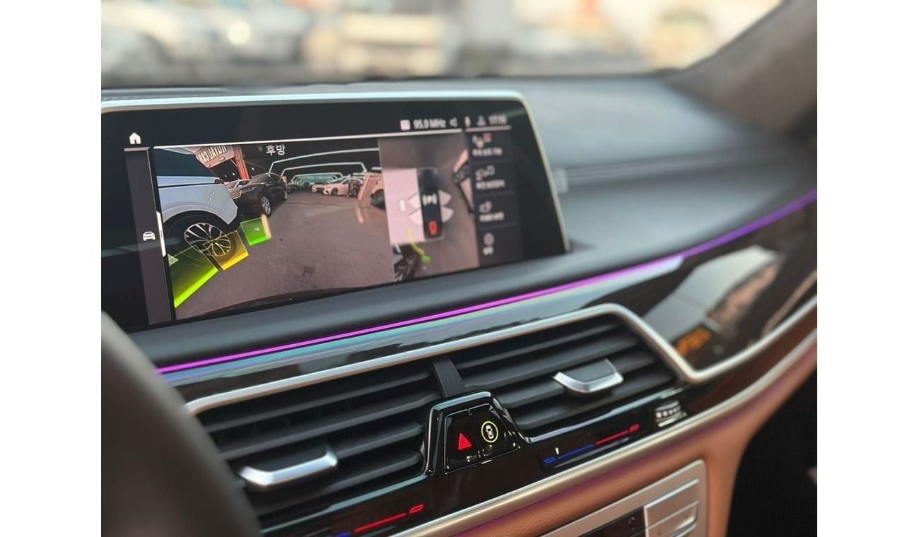 بي أم دبليو 730Li BMW 730 d Xdrive 2021 Korean Specs