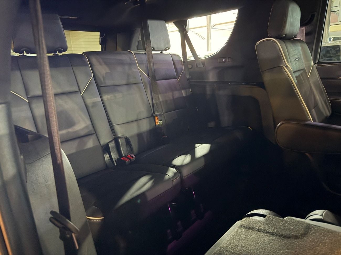 Cadillac Escalade LUXURY