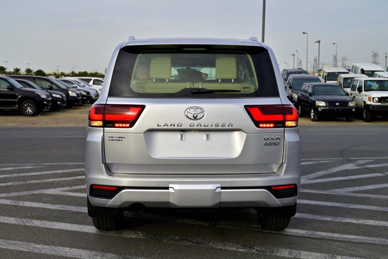 Toyota Land Cruiser 300 GXR