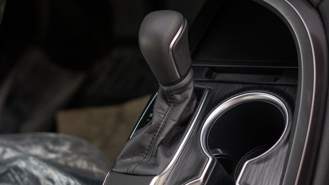 Toyota Camry XLE 2.5L Executive 2024YM