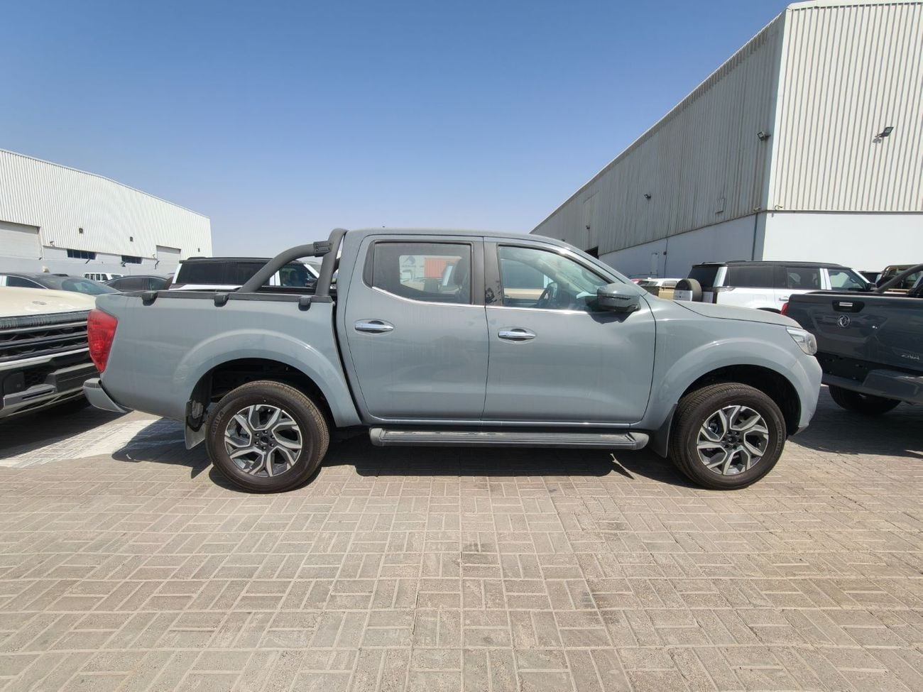 Dongfeng Rich 7 275A Dongfeng Rich 7 4WD