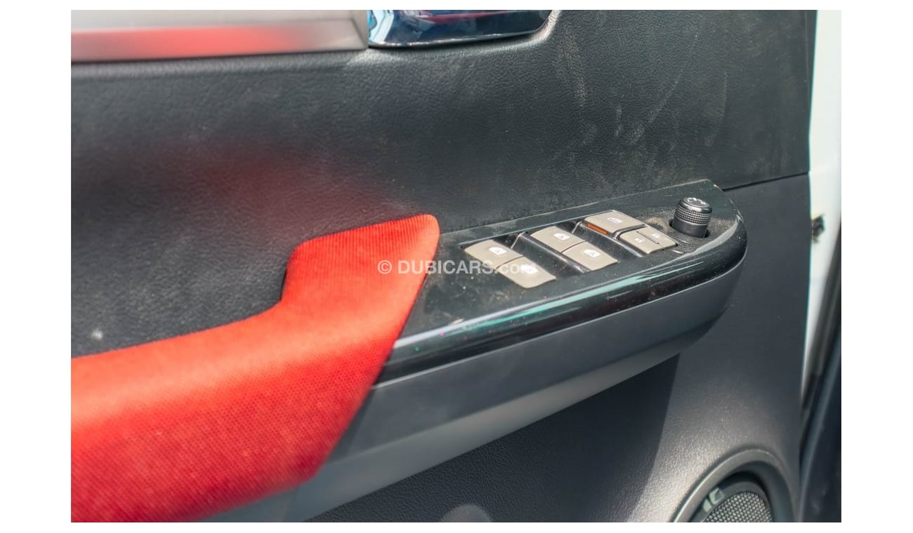 تويوتا هيلوكس TOYOTA HILUX S-GLX SR5 4x4 - 2.7L Petrol 2023