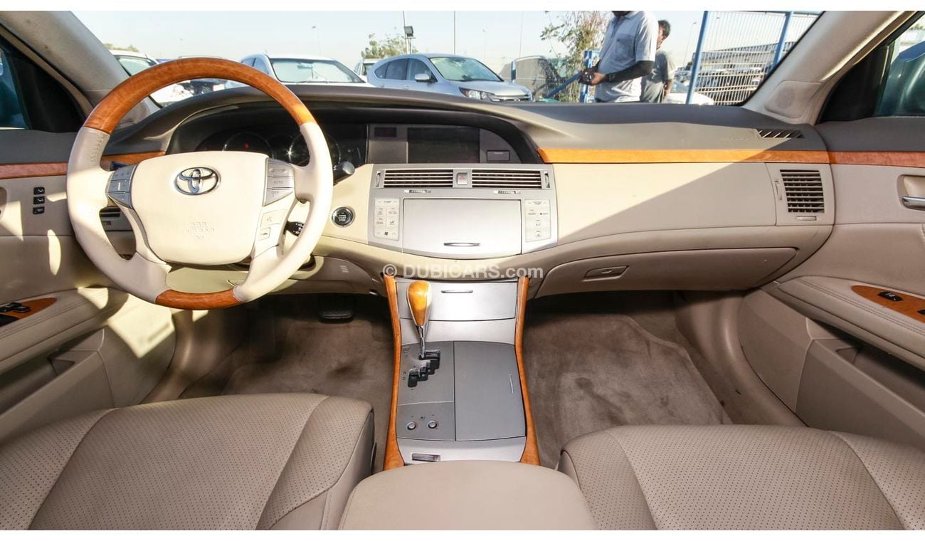 تويوتا افالون limited