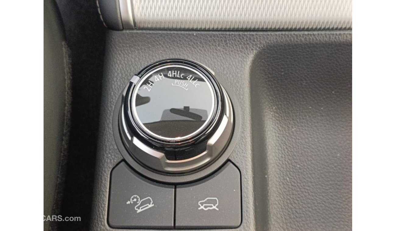 Mitsubishi L200 Sportero 2.4L Diesel Black Edition/ A/T / Push Start / Driver Power Leather Seat / BLACK EDITION