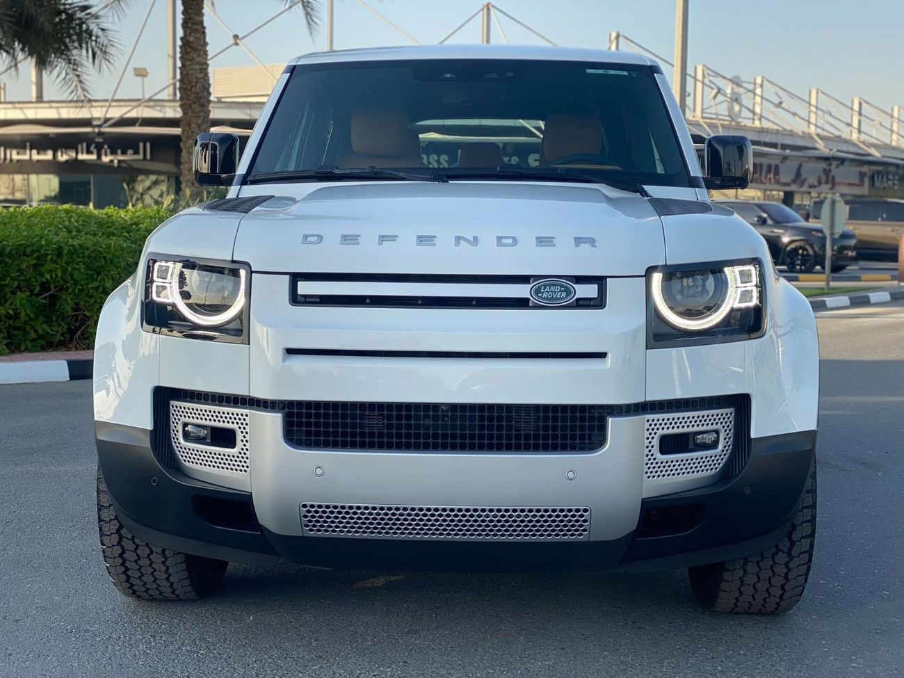 New Land Rover Defender GCC SPEC 22 INCH WHEEL UNDER WARRANTY AND ...