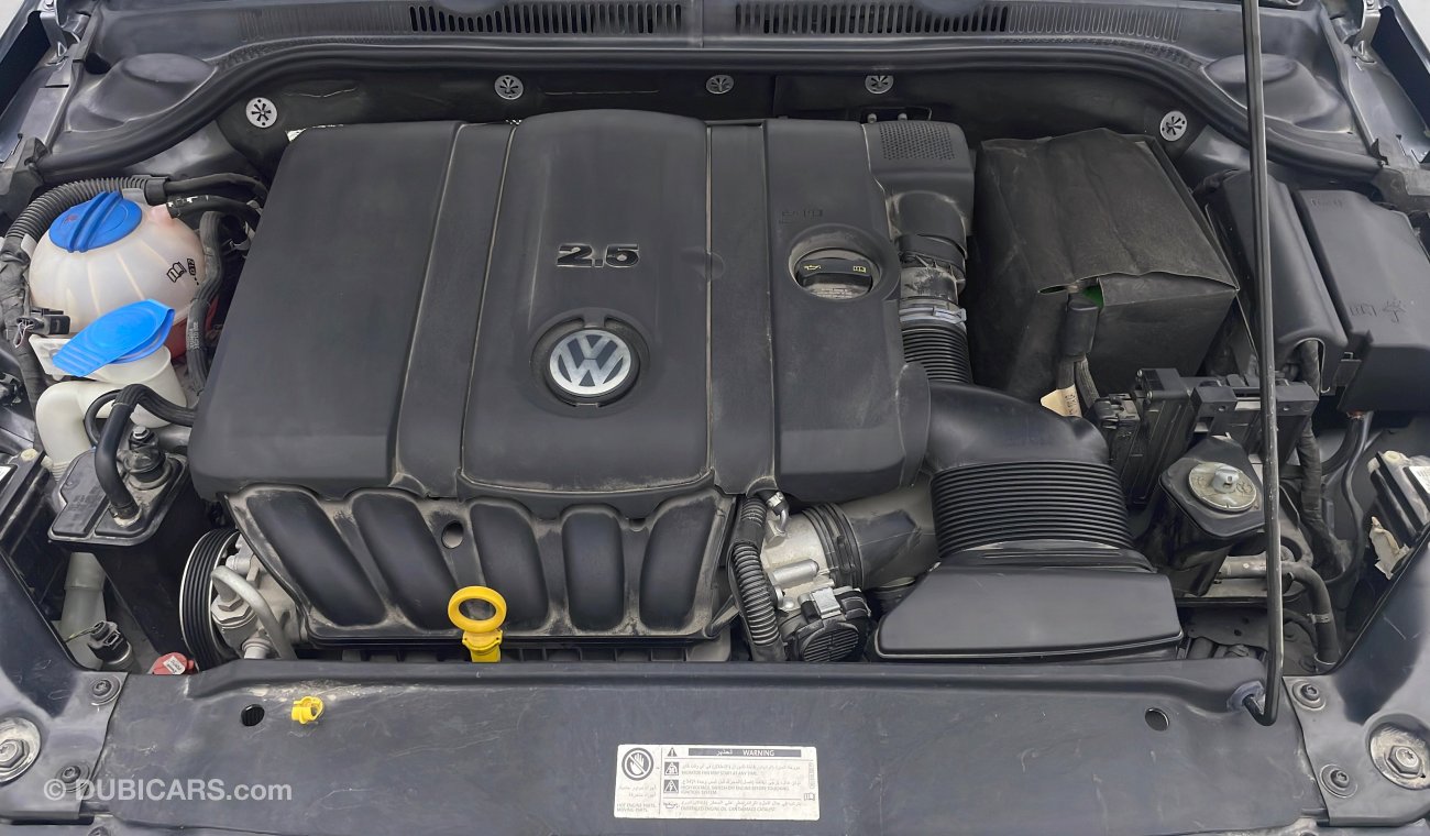 Volkswagen Jetta SEL 2.5 | Under Warranty | Inspected on 150+ parameters