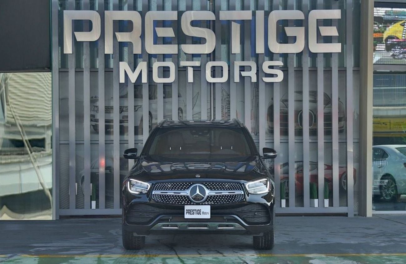 مرسيدس بنز GLC 300 AMG 2022 Luxury Compact SUVs Impressive Overall Performance