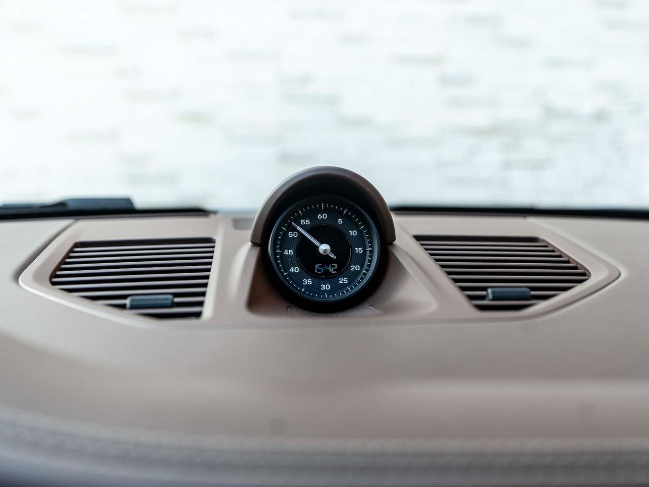 Porsche 911 Carrera S 3.0L (445 HP) Coupe