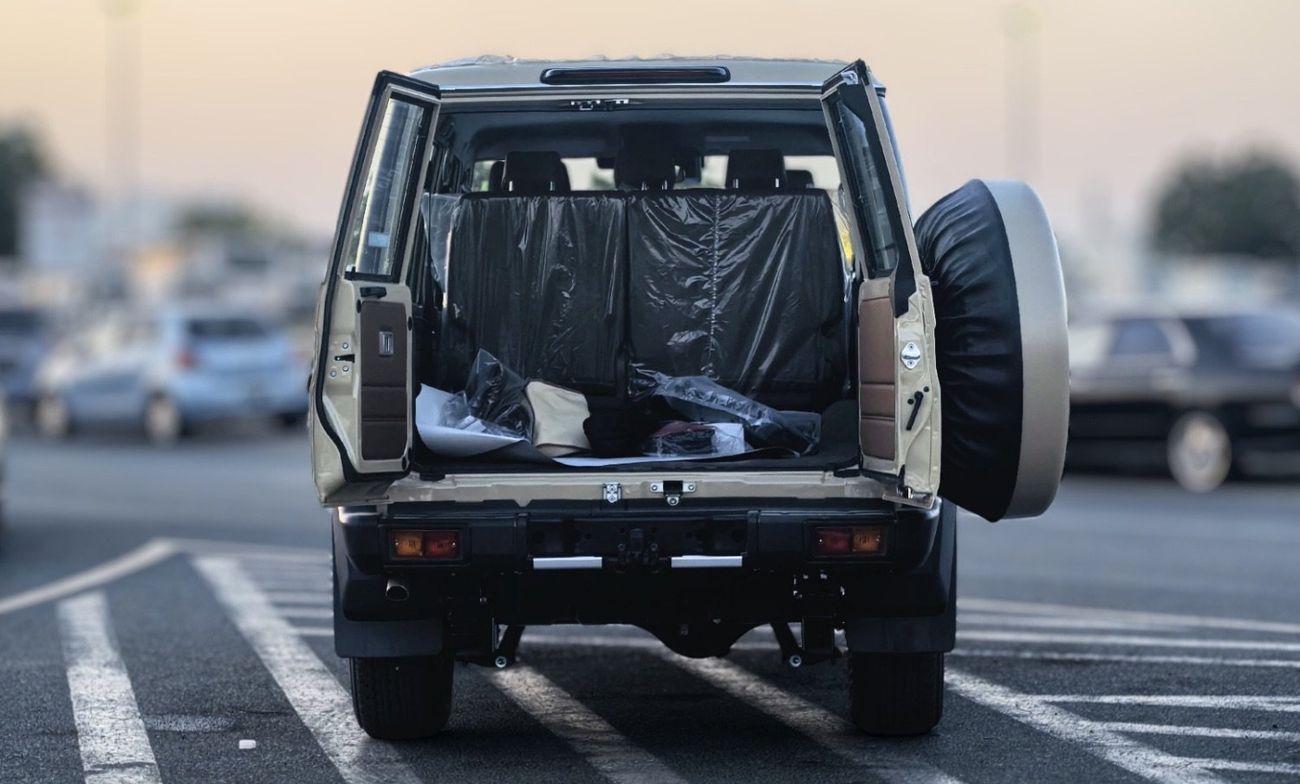 تويوتا لاند كروزر 70 2025 TOYOTA LAND CRUISER 76 2.8L DIESEL 5 DOOR FULL OPTION