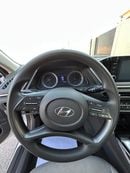 Hyundai Sonata SE 2.5L