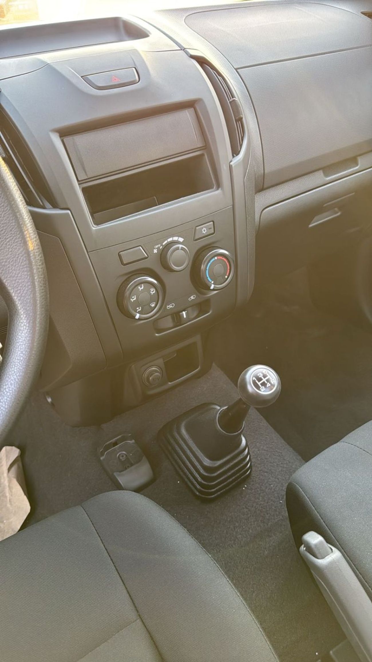 Isuzu DMax Isuzu DMax 2.5L