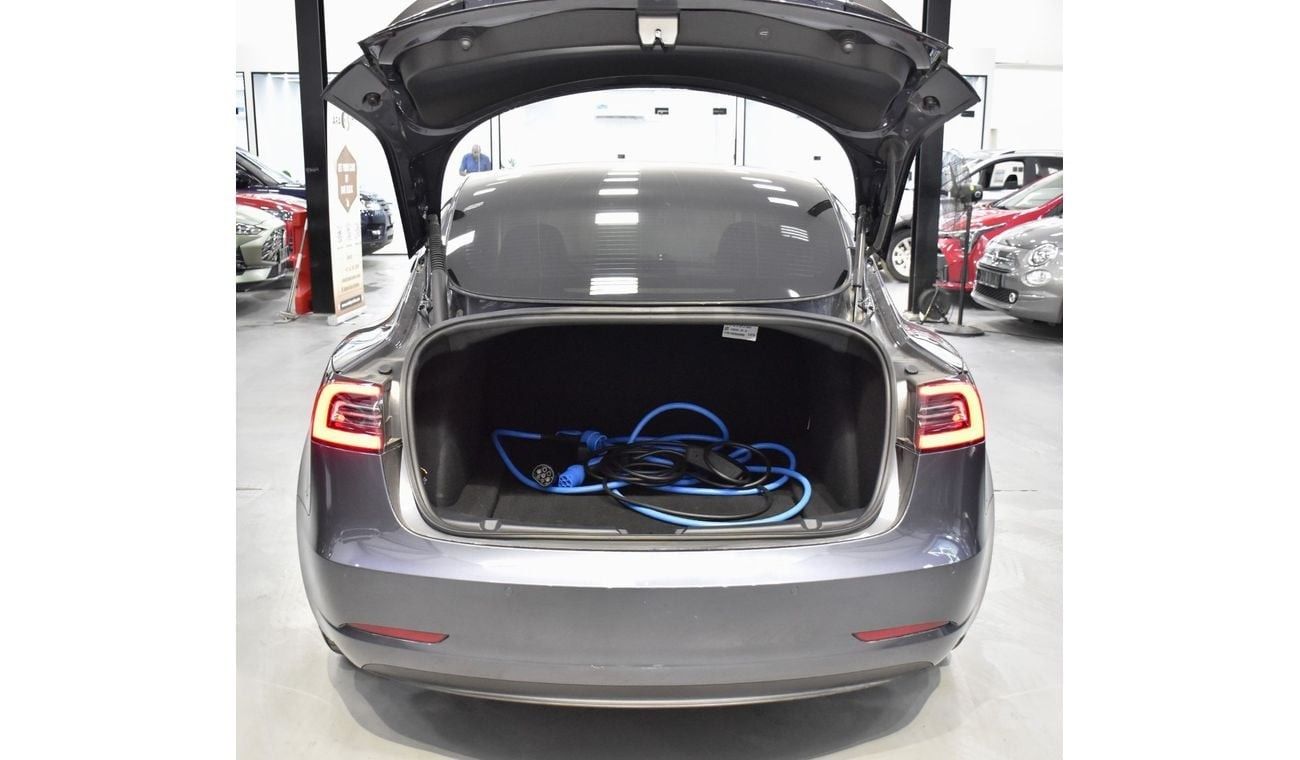 Tesla Model 3 EXCELLENT DEAL for our Tesla Model 3 Performance ( 2021 Model ) in Midnight Silver Color GCC Specs