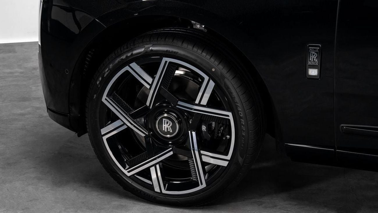 رولز رويس كولينان Black Badge - 2026 - GCC - Under Warranty and Service Contract