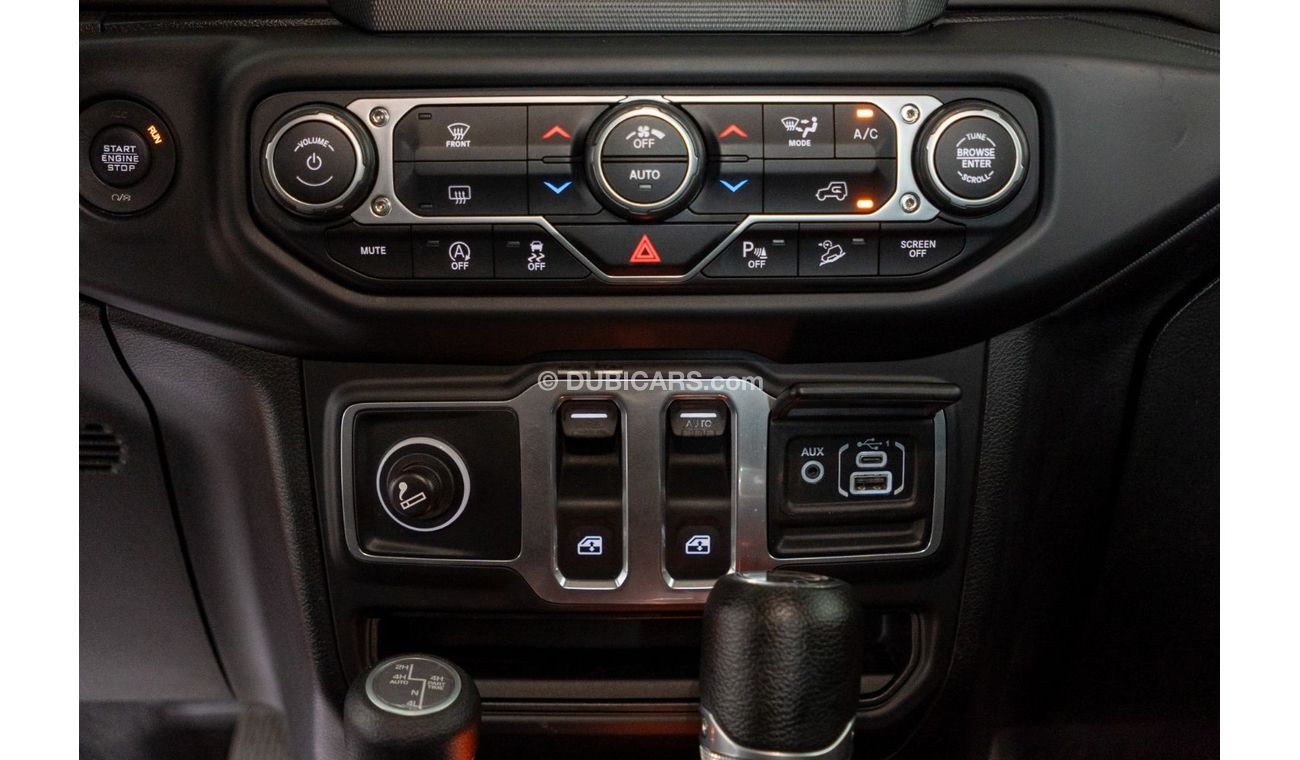 Jeep Wrangler 2018 Jeep Wrangler Sport JL / Full Jeep Service History