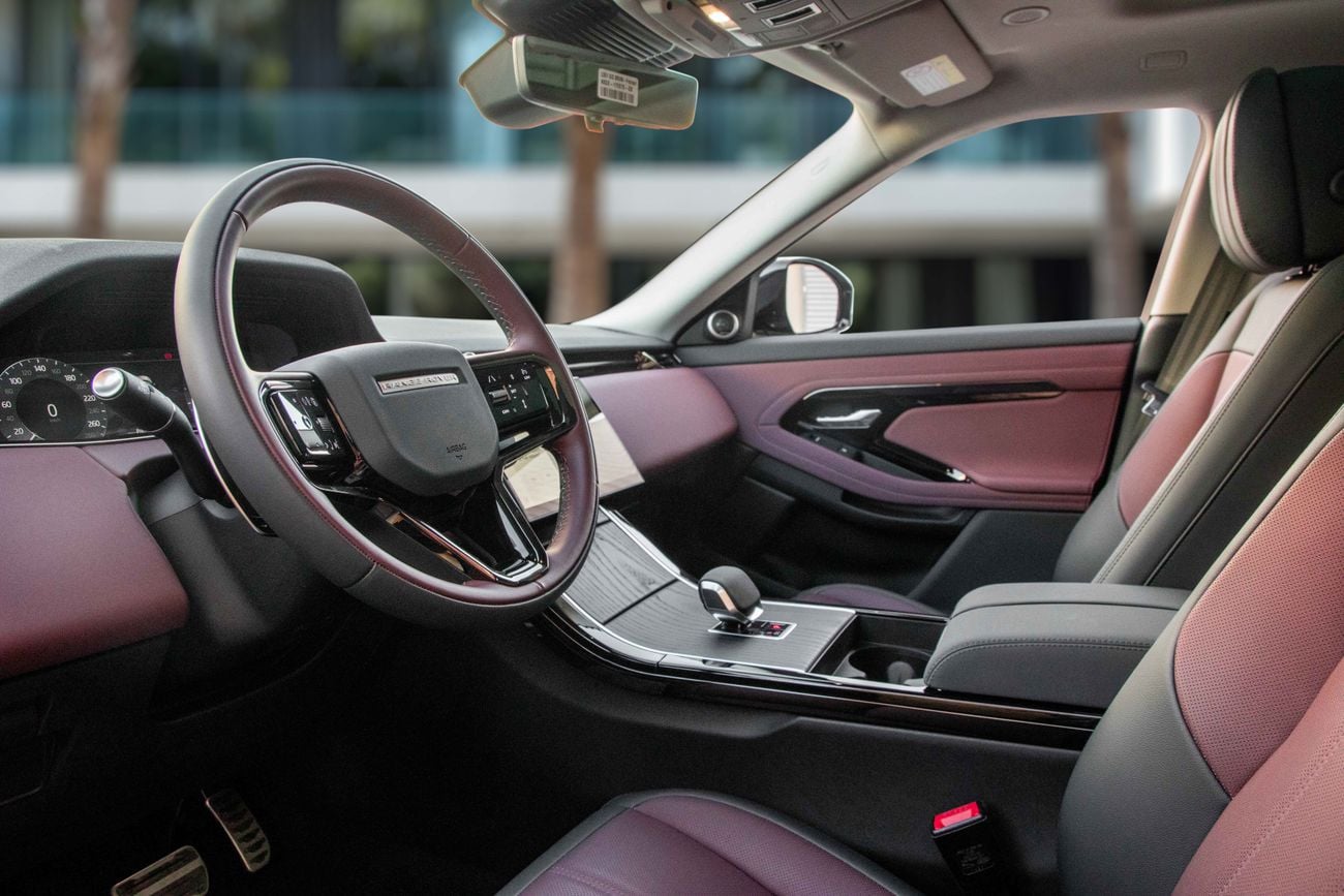 لاند روفر رانج روفر إيفوك Range Rover Evoque | 3,467 P.M | 0% Downpayment | Range Rover Evoque Dynamic