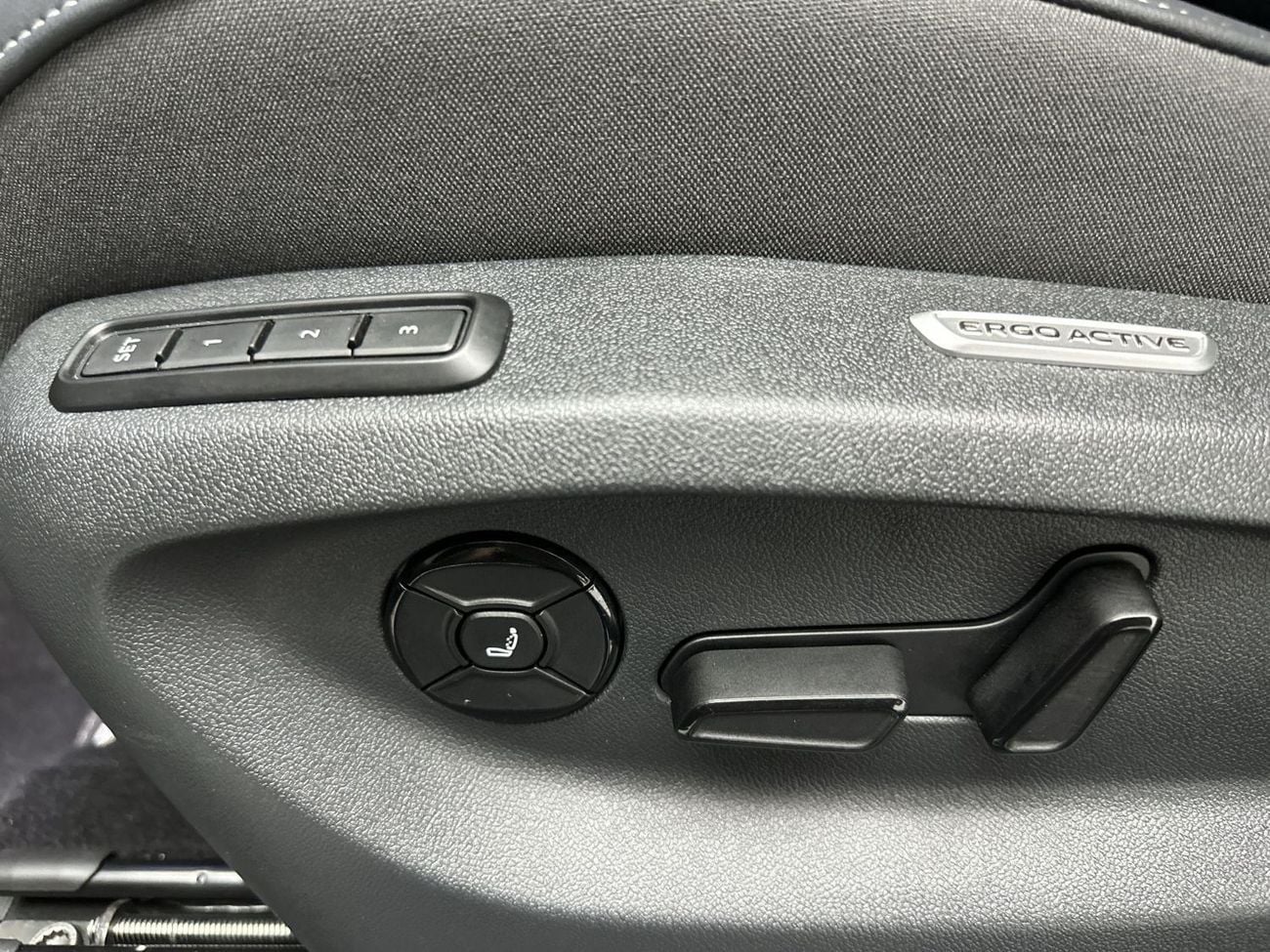 Volkswagen Tiguan Tiguan R-Line 1.4L (Ref#78130) - 32,100 AED SAVINGS from New Car