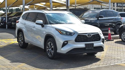 Toyota Highlander XLE AWD