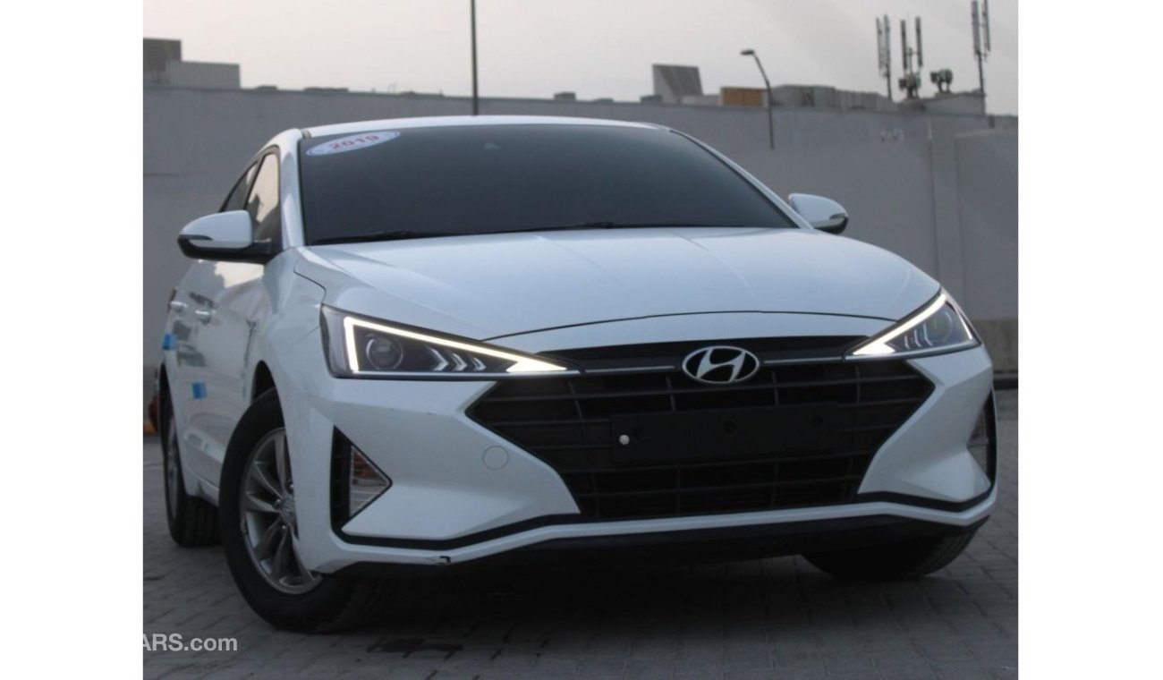 Hyundai Avante HYUNDAI AVENTE 2019 WHITE IMPORTED FROM KOREA EXCELLENT CONDITION WITHOUT ACCIDENT