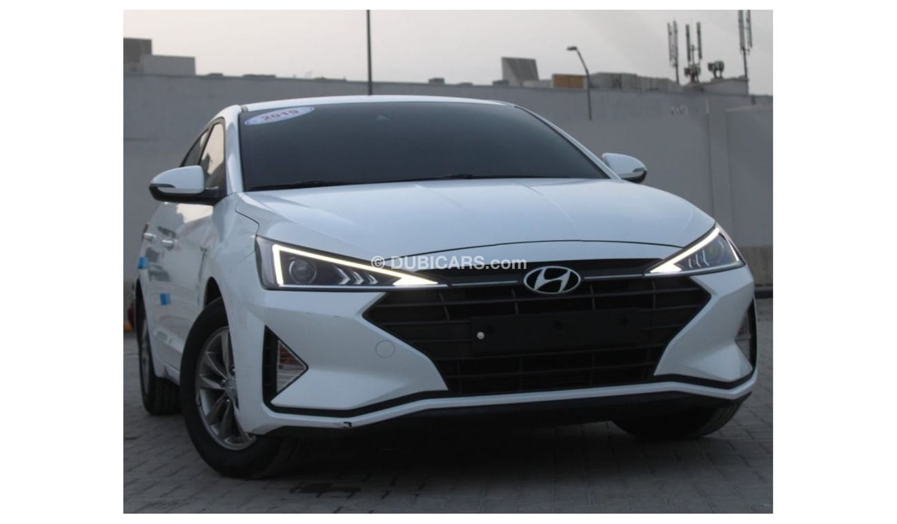Hyundai Avante HYUNDAI AVENTE 2019 WHITE IMPORTED FROM KOREA EXCELLENT CONDITION WITHOUT ACCIDENT