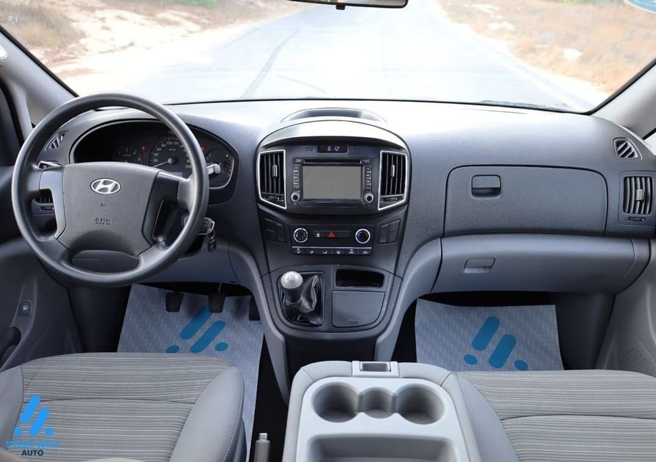 هيونداي H-1 GL Crew Van / Good Condition / Attractive Deals / 2.5L RWD / GCC / Book Now